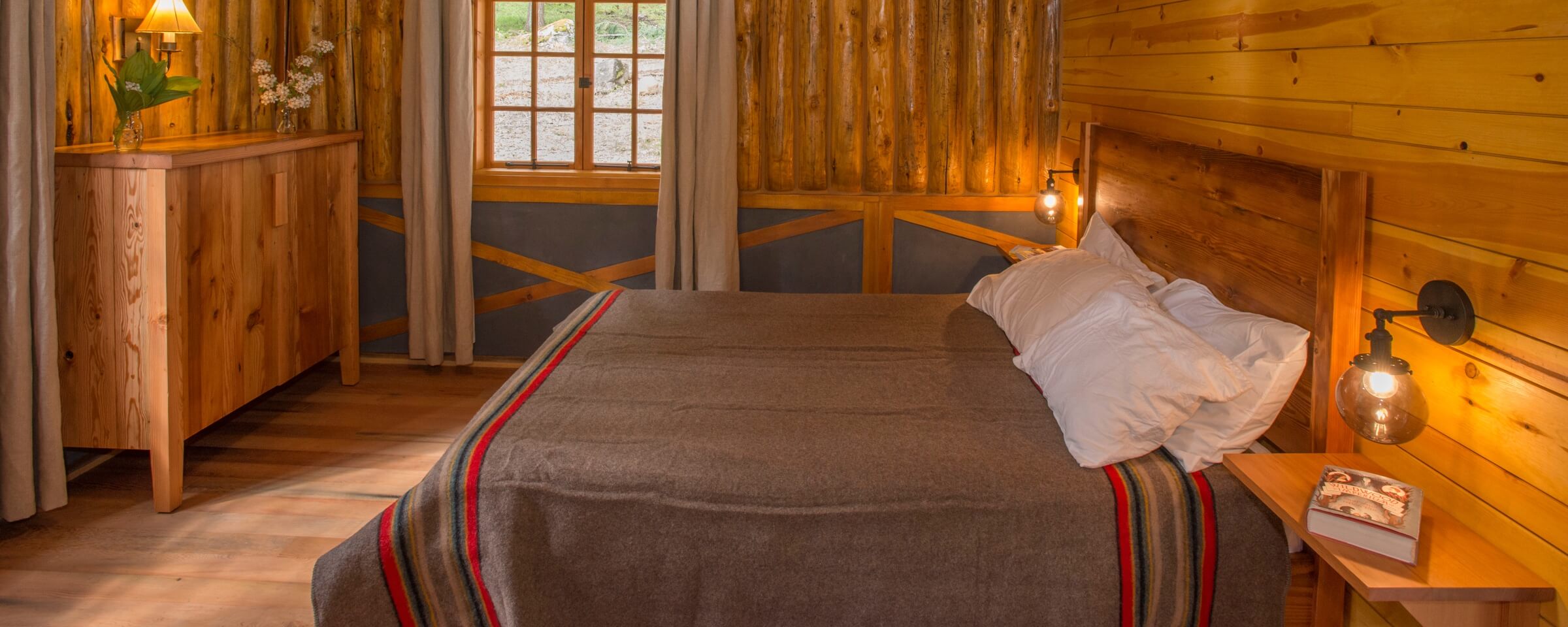 — Minam River Lodge