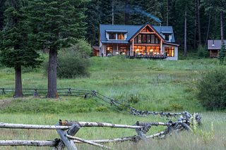 A photograph taken at Minam River Lodge